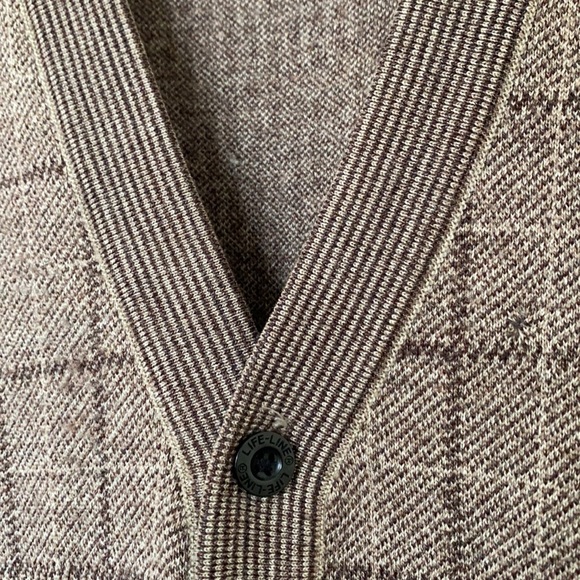 Wool Vest - Picture 7 of 7
